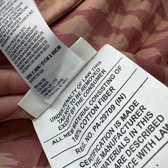 NWOT Anthropologie Iluka Cotton Printed Floral Shams, Set of 2 Standard Shams - Picture 6 of 12